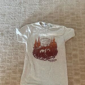 Delta Pro Weight Tag Tee in Cream with Red and Blue Logo